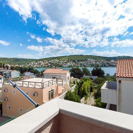 Apartmani Prkacin Trogir Exterior photo
