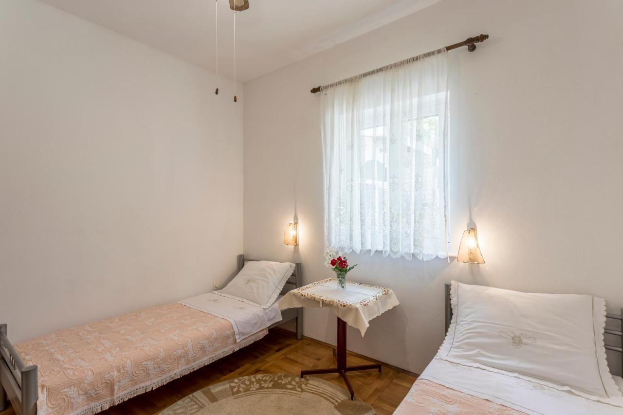 Apartmani Prkacin Trogir Exterior photo