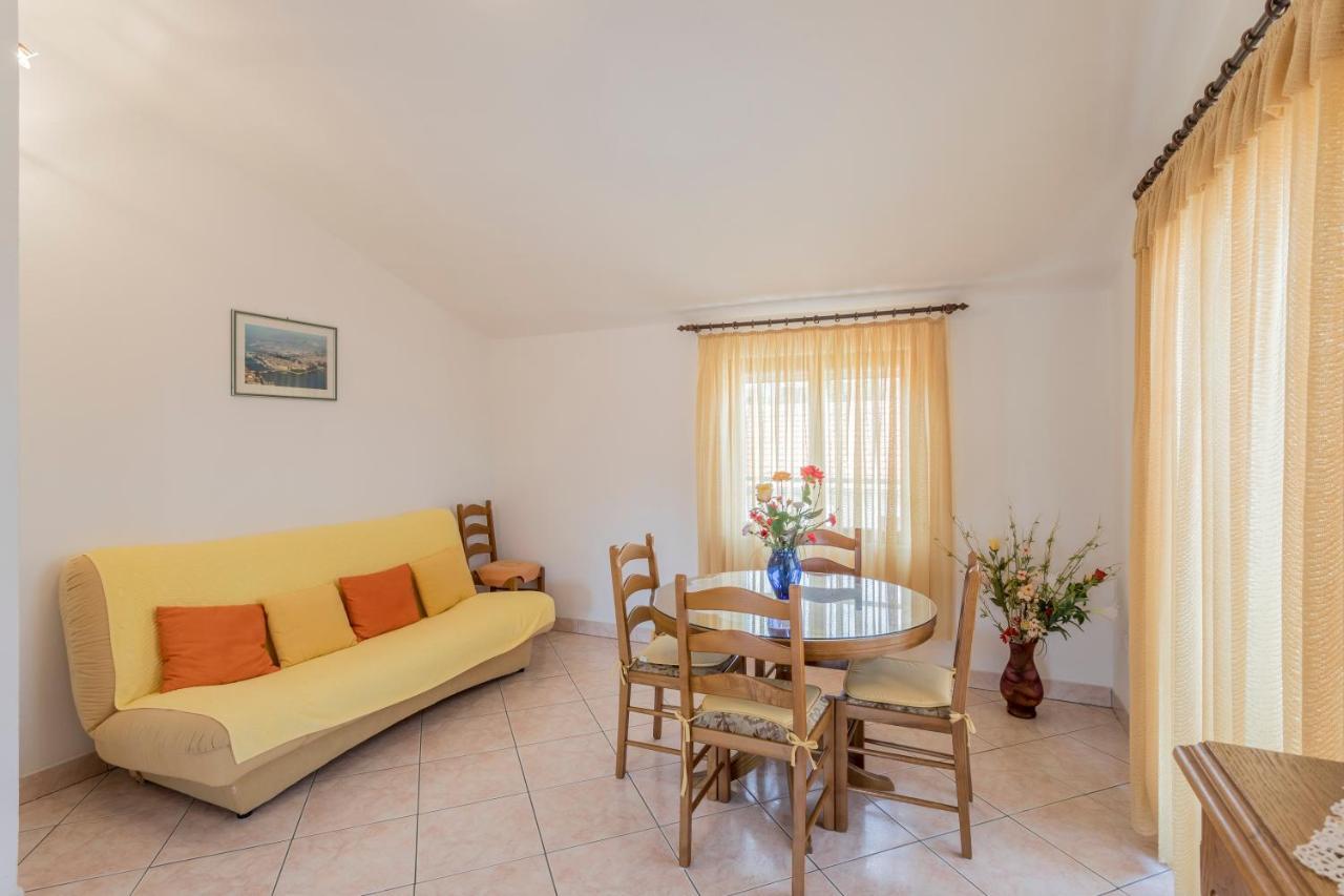 Apartmani Prkacin Trogir Exterior photo