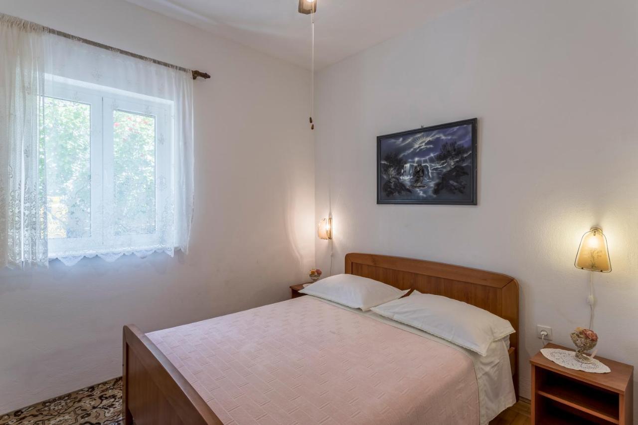 Apartmani Prkacin Trogir Exterior photo
