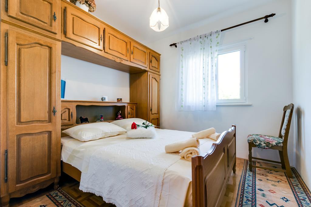 Apartmani Prkacin Trogir Exterior photo