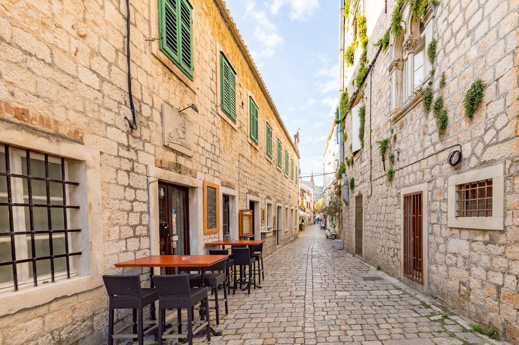 Apartmani Prkacin Trogir Exterior photo