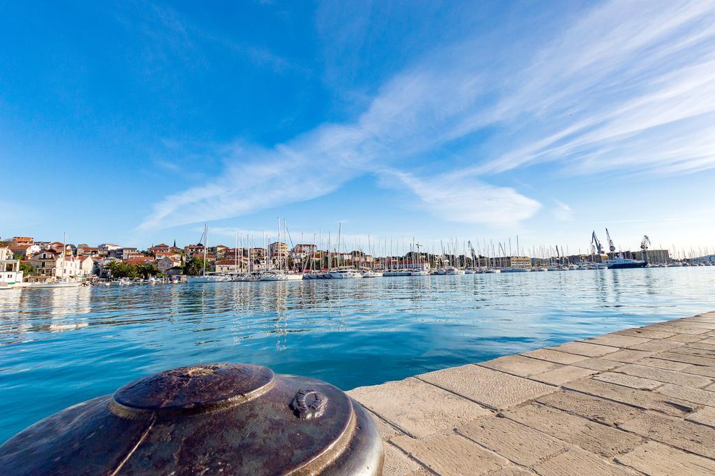 Apartmani Prkacin Trogir Exterior photo